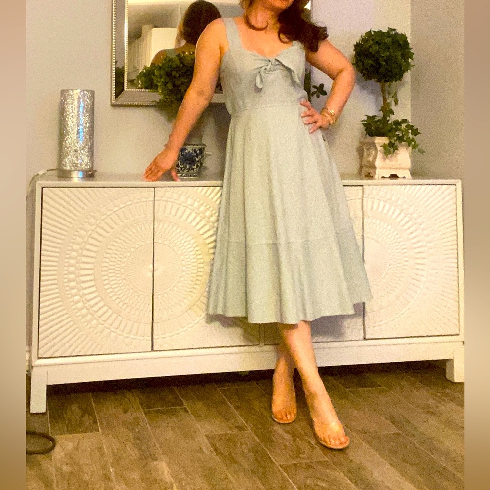 Elegant Light Blue Midi Dress